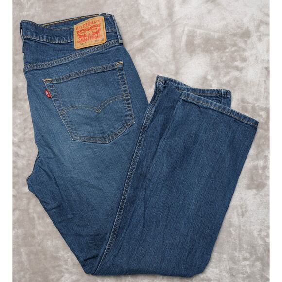 Levi’s 541 Blue Denim Athletic Taper Stretch Jeans Mens Size 36x32 measure 38x30 - Picture 1 of 14
